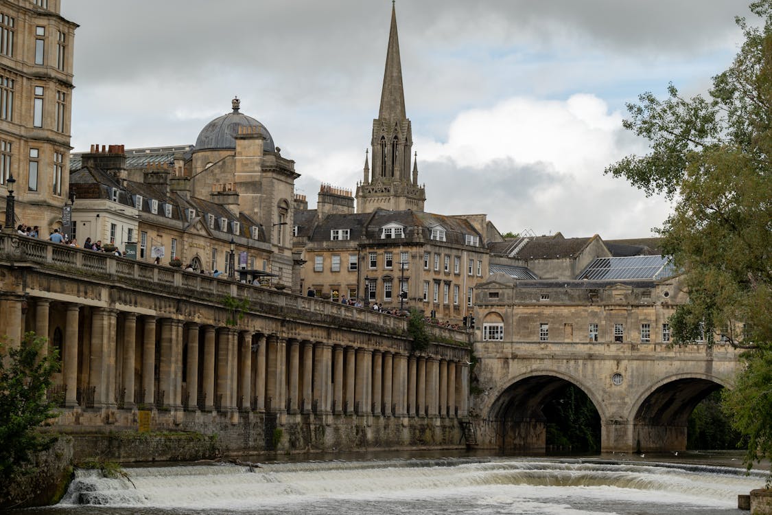 best-cocktail-bars-in-bath