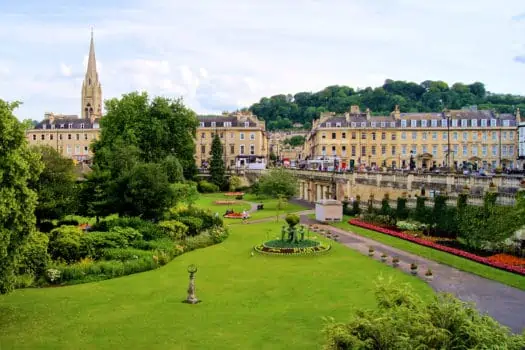 romantic-breaks-in-bath